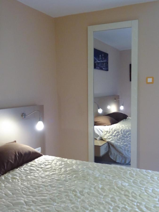 Lvc,Lac & Nyc Apartshotel Faleza Galati  Ngoại thất bức ảnh