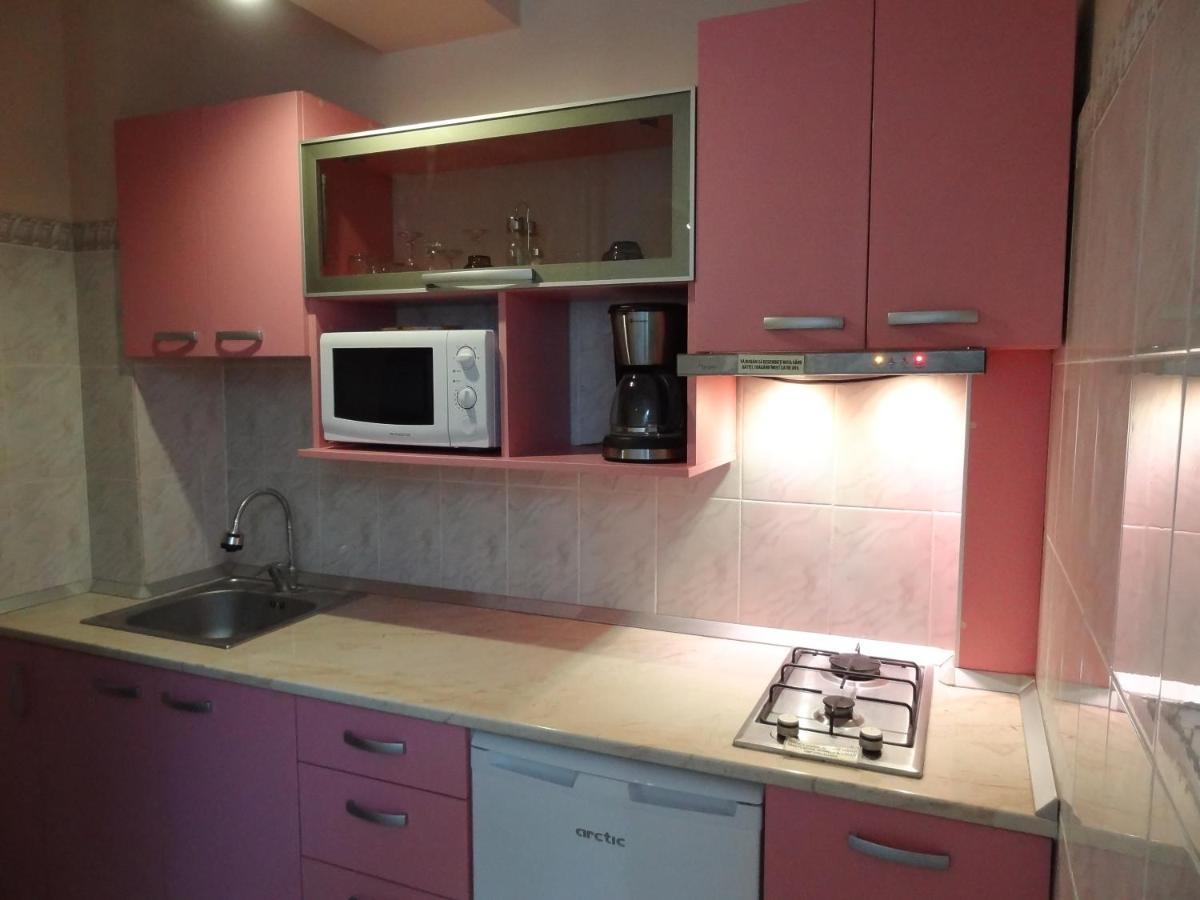 Lvc,Lac & Nyc Apartshotel Faleza Galati  Ngoại thất bức ảnh