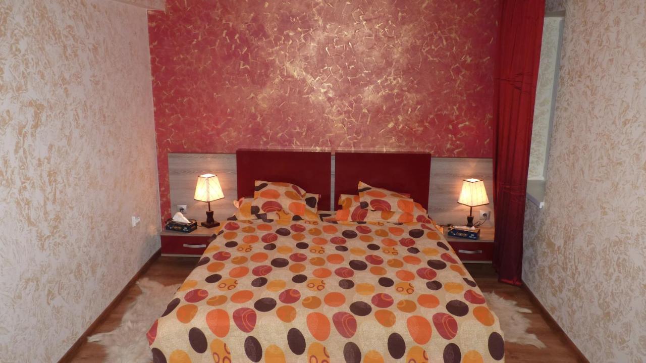 Lvc,Lac & Nyc Apartshotel Faleza Galati  Ngoại thất bức ảnh